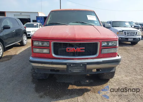 1996 GMC Sierra K1500 z USA, uszkodzony, nr VIN 1GTEK19R1TE522800